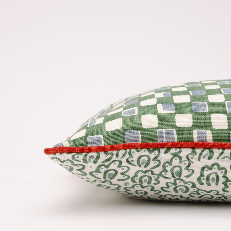REVERSIBLE CUSHION WITH orange piping