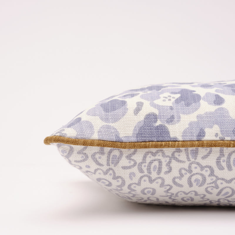 REVERSIBLE CUSHION WITH Mustard piping