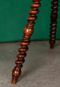 Bobbin Table